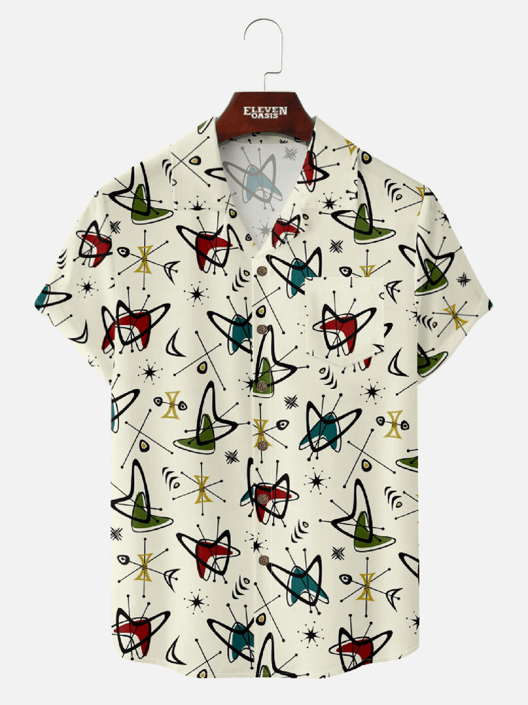 Men‘s mid century modern art camp collar short sleeve shirt with irregular shape pattern