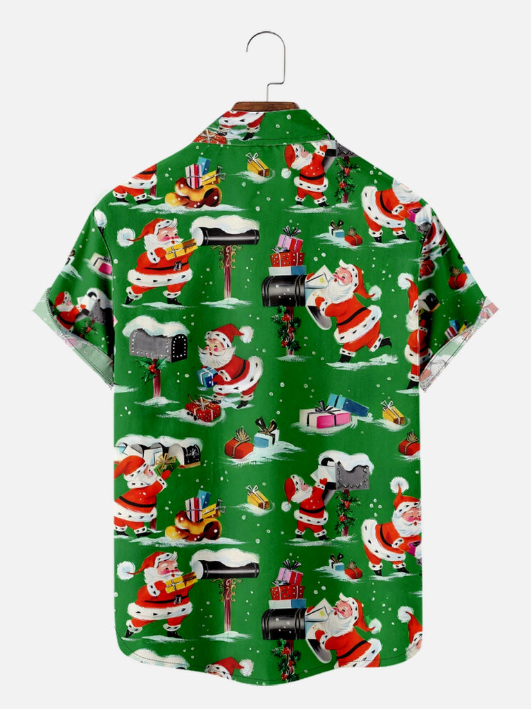 Men's Santa Delivering Presents All Over Print Short Sleeve ShirtMens short sleeve shirts Big and tall Mens shirts Short sleeve shirts for men Mens 4xl shirts Casual short sleeve shirts