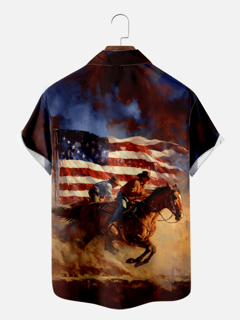 Men's Cowboys Galloping with USA Flag in the Background Short Sleeve Shirt, mens short sleeve shirts¡ê?big and tall mens shirts¡ê?short sleeve shirts for men¡ê?mens 4xl shirts¡ê?casual short sleeve shirts