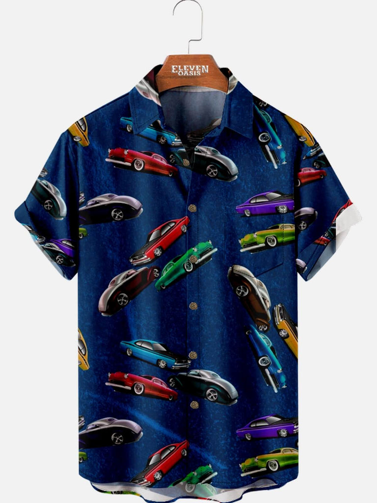 Men’s short sleeve shirt with classic car pattern