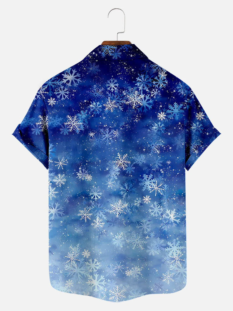 Christmas Snowflake Printed Men's Short Sleeve ShirtMens short sleeve shirts Big and tall Mens shirts Short sleeve shirts for men Mens 4xl shirts Casual short sleeve shirts