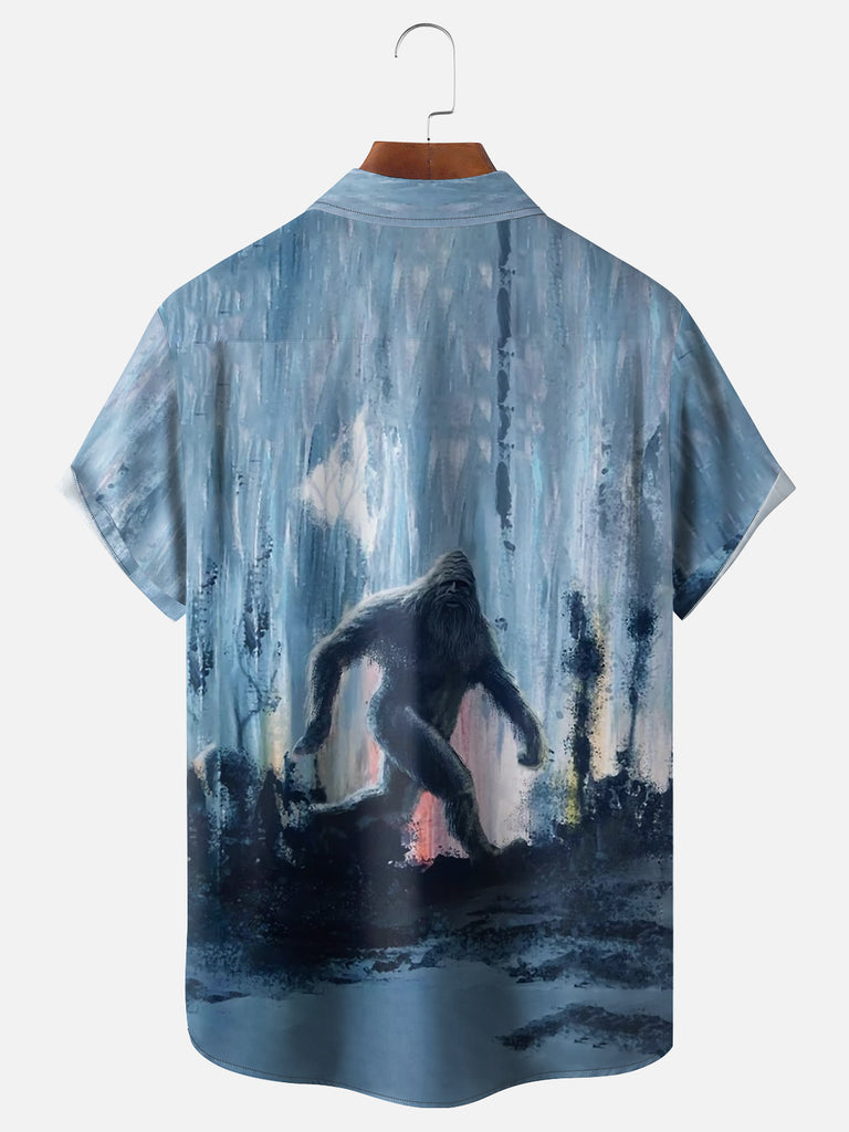 Men's Big Foot Sighting in Oil Painting Style Short Sleeve ShirtMens short sleeve shirts Big and tall Mens shirts Short sleeve shirts for men Mens 4xl shirts Casual short sleeve shirts