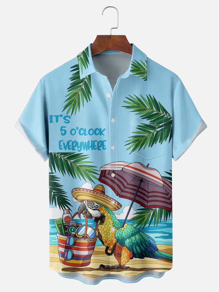 Men's Retired Parrot Vacationing on Beach Short Sleeve ShirtMens short sleeve shirts Big and tall Mens shirts Short sleeve shirts for men Mens 4xl shirts Casual short sleeve shirts