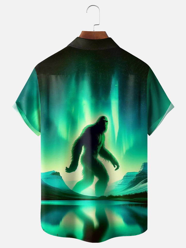 Men's Big Foot Under the Aurora Lights Short Sleeve ShirtMens short sleeve shirts Big and tall Mens shirts Short sleeve shirts for men Mens 4xl shirts Casual short sleeve shirts