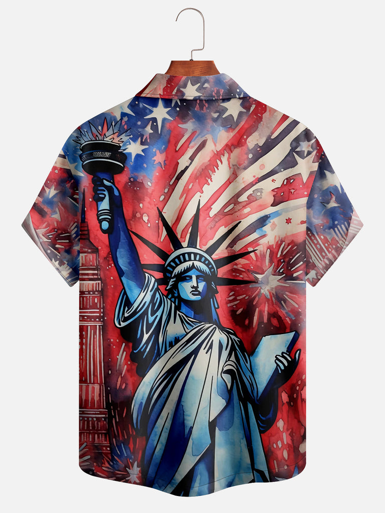 Men's Hand-drawn Statue of Liberty with American Flag Short Sleeve ShirtMens short sleeve shirts Big and tall Mens shirts Short sleeve shirts for men Mens 4xl shirts Casual short sleeve shirts