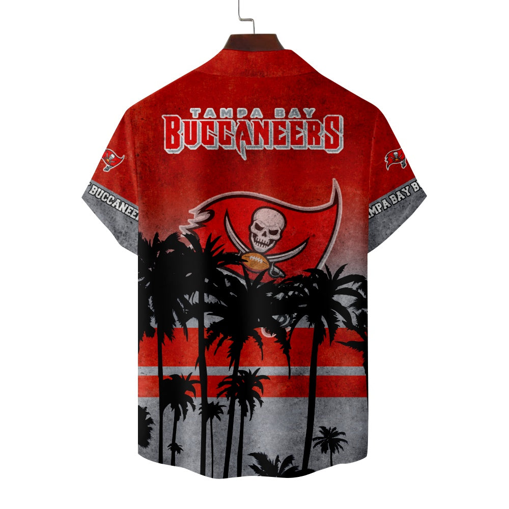 Tampa Bay Buccaneers American Football Hawaiian Palm Tree Short Sleeve ShirtMens short sleeve shirts Big and tall Mens shirts Short sleeve shirts for men Mens 4xl shirts Casual short sleeve shirts