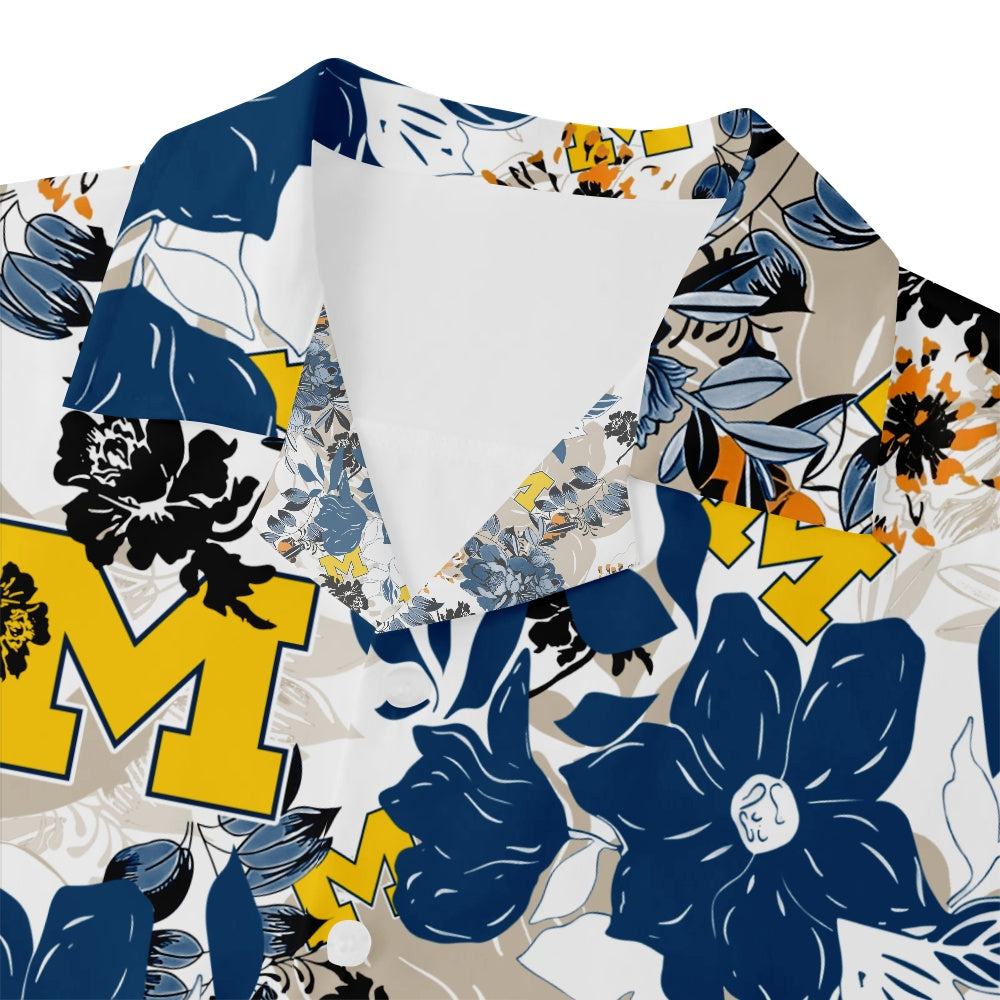 Michigan Wolverines American Football Hawaiian Floral Print Short Sleeve ShirtMens short sleeve shirts Big and tall Mens shirts Short sleeve shirts for men Mens 4xl shirts Casual short sleeve shirts