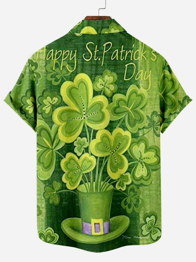 St. Patrick's Day Clover Men's Short Sleeve ShirtMens short sleeve shirts Big and tall Mens shirts Short sleeve shirts for men Mens 4xl shirts Casual short sleeve shirts